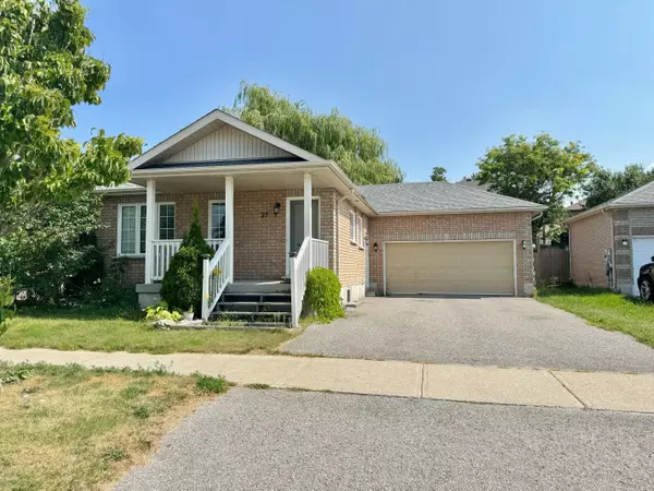 27 Watson DR, Barrie, ON L4M 6W8