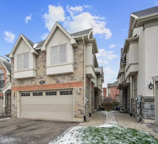 Oakville, ON L6M 0C4,2097 Tovell DR