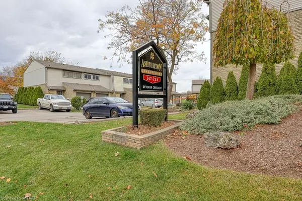 Middlesex, ON N5Z 4J7,149 DEVERON CRES