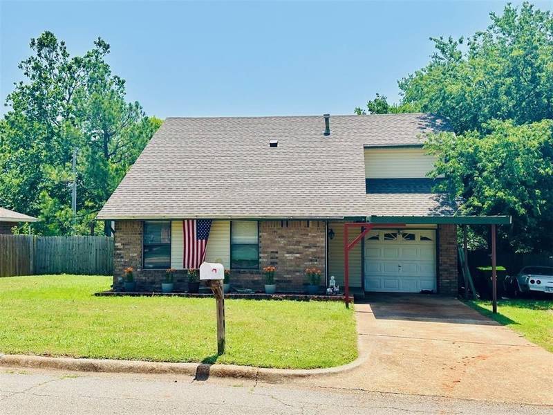 918 Mockingbird Lane, Purcell, OK 73080