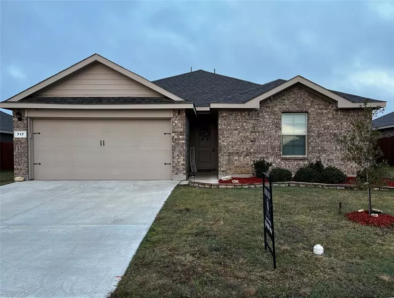 717 Durango Lane, Cleburne, TX 76033