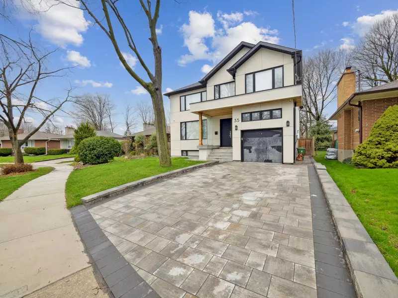 35 Alanmeade CRES, Toronto W08, ON M9B 2H2