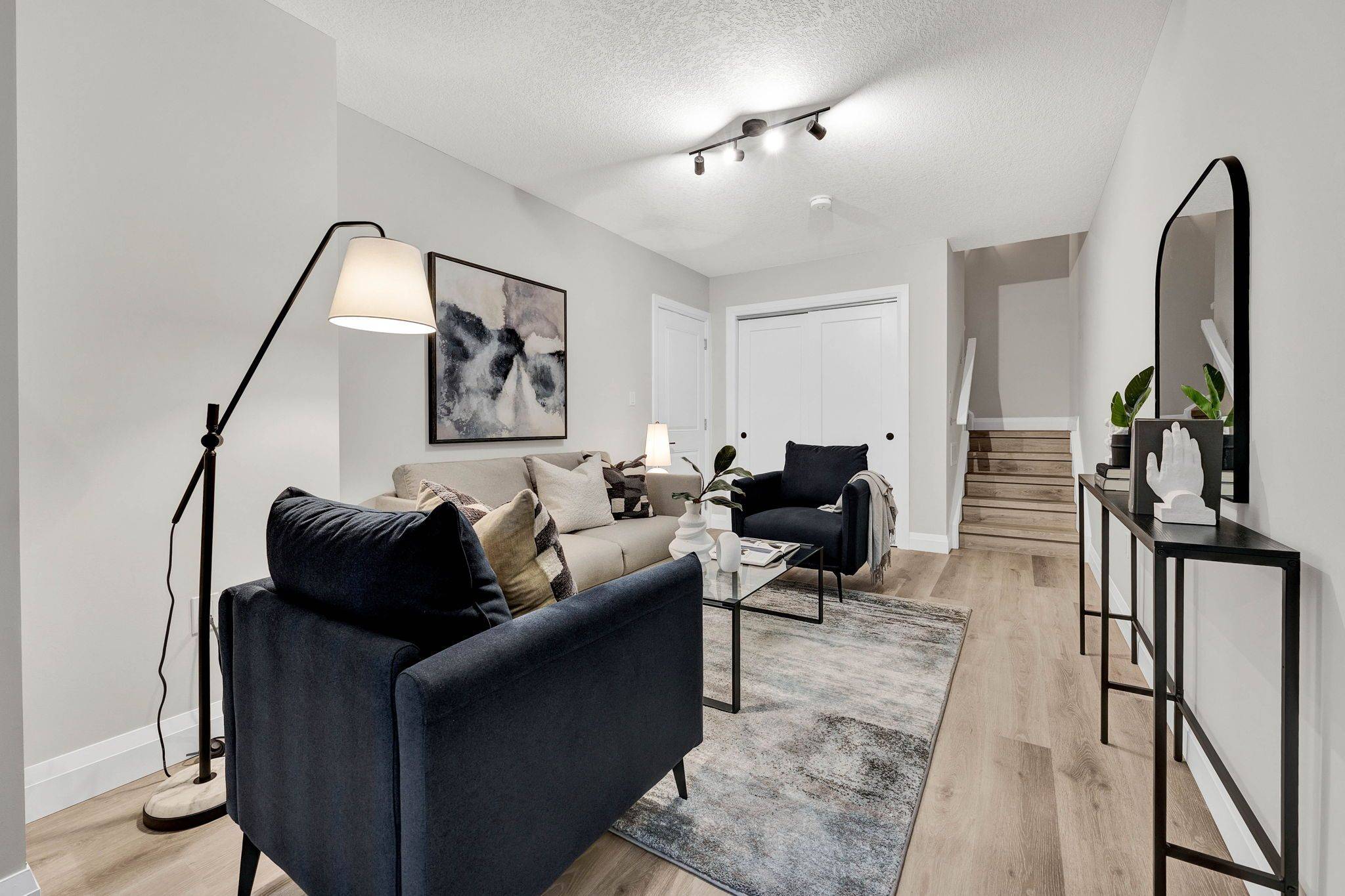 Cambridge, ON N1R 0E1,143 ELGIN ST N #80