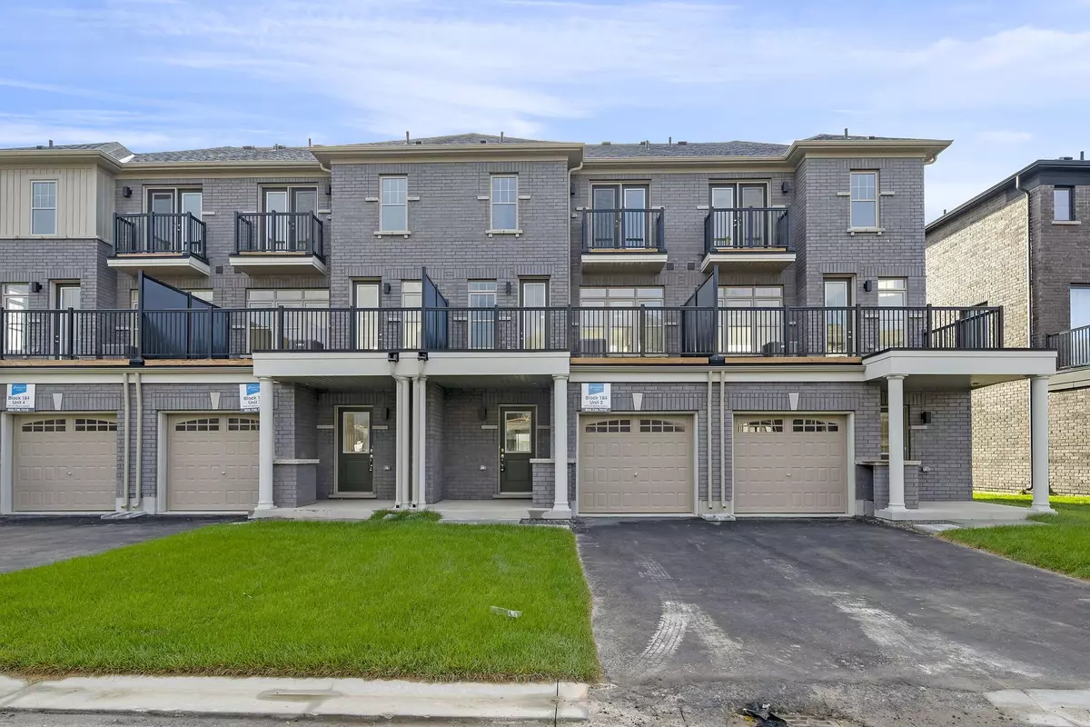 Caledon, ON L7C 1Z9,392 Tim Manley AVE #2