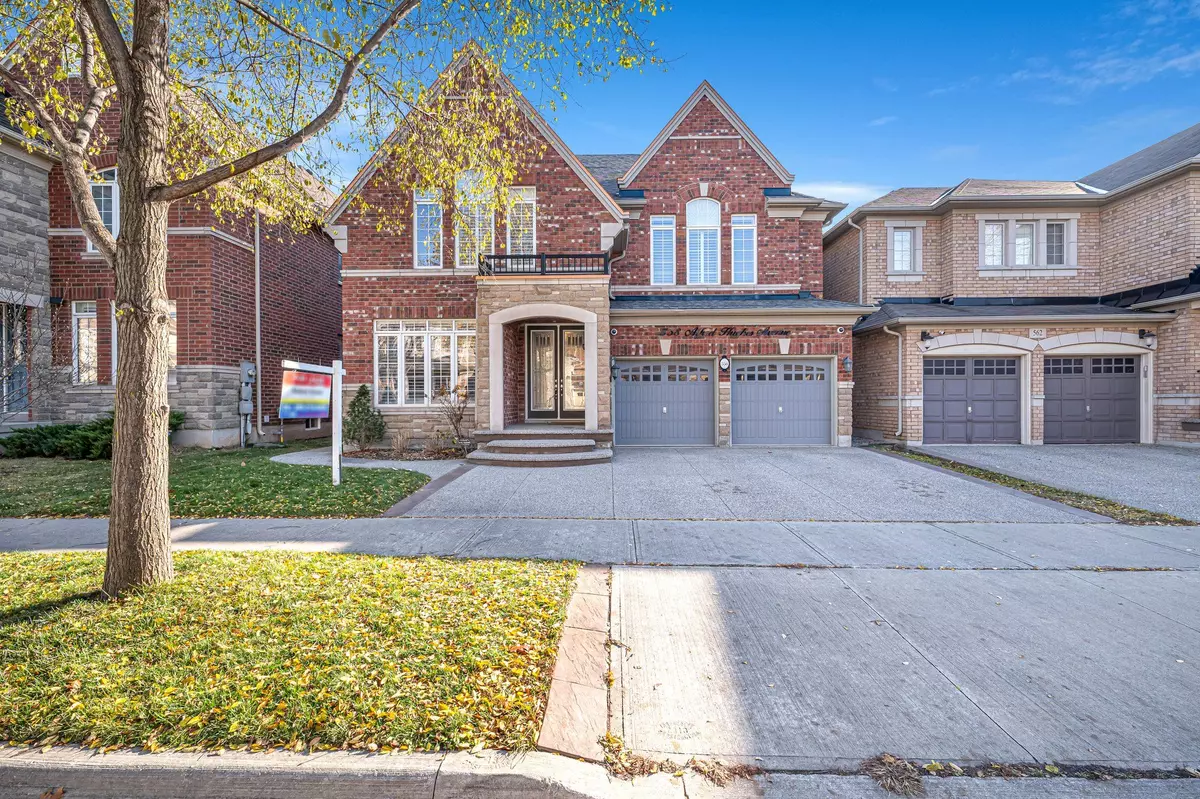 Oakville, ON L6M 0P2,558 Alfred Hughes AVE