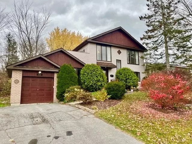 Gananoque, ON K7G 2B3,625 Queen ST