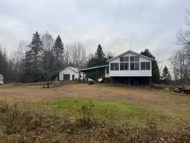 North Kawartha, ON K0L 1A0,2090 Clydesdale RD