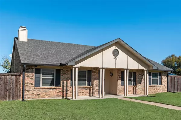 Desoto, TX 75115,921 granite Lane