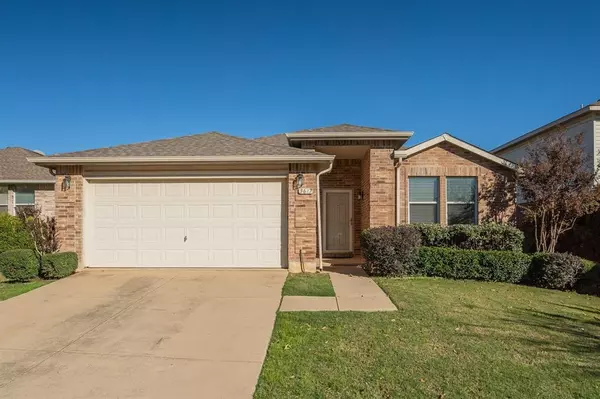 3617 Lipizzan Drive, Denton, TX 76210