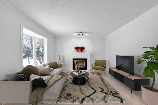 Calgary, AB T2B 1R2,2033 Cottonwood CRES Southeast