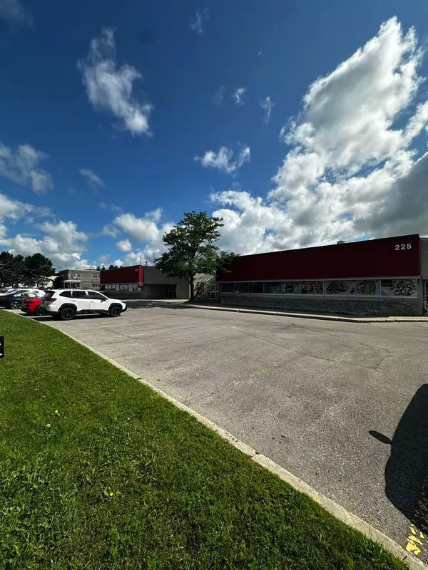 Aurora, ON L4G 3V5,225 Industrial Pkwy S #9