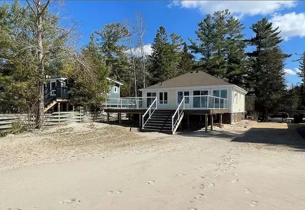 Wasaga Beach, ON L9Z 2M1,164 Santos LN