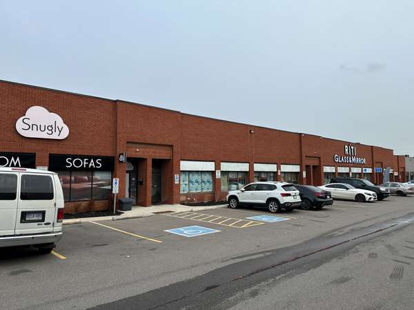 2084 Steeles AVE E #8 & 9, Brampton, ON L6T 1A7