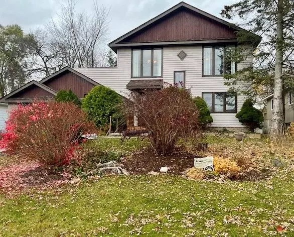 Gananoque, ON K7G 2B3,625 Queen ST