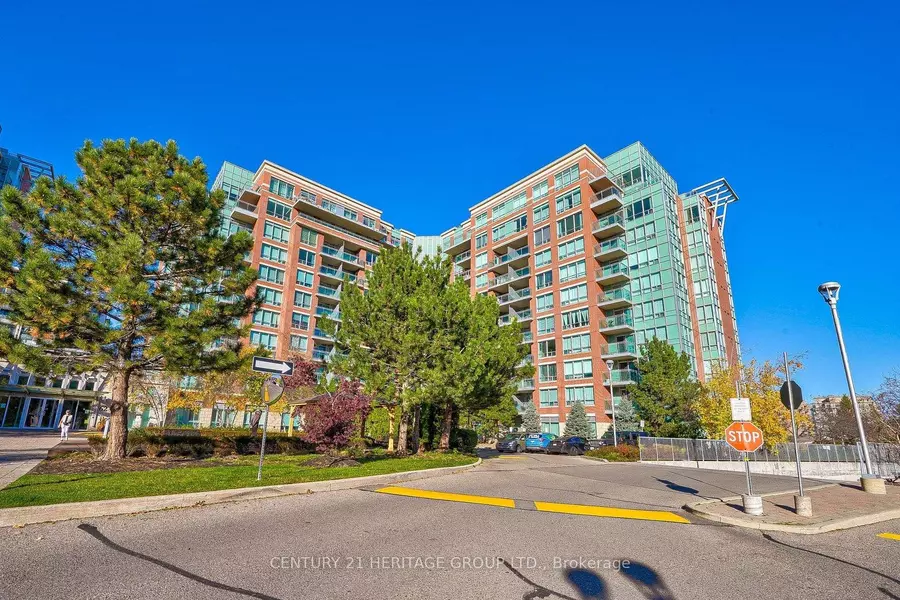 62 Suncrest BLVD #703, Markham, ON L3T 7Y6