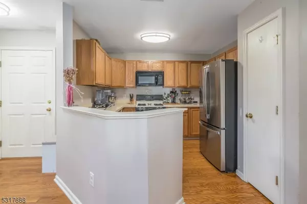 Lopatcong Twp., NJ 08886,678 Honeybrook Cir