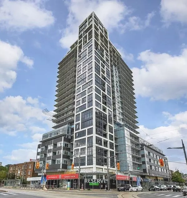 501 St Clair AVE W #1401, Toronto C02, ON M5P 0A2