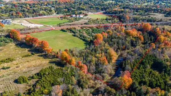 Vaughan, ON L4K 0N5,60 Honeycrisp CRES #1106