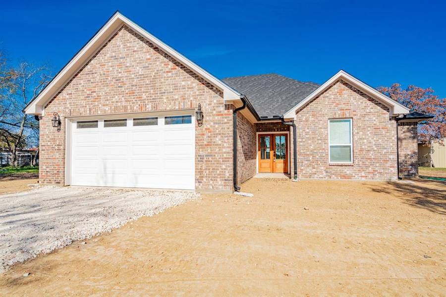 114 6th Street, Bellevue, TX 76228