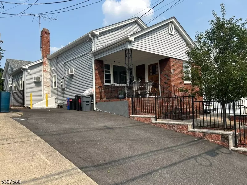 488 Paulison Ave, Passaic City, NJ 07055