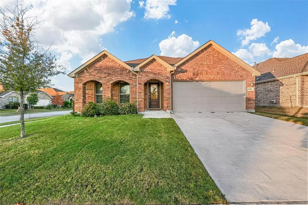 Arlington, TX 76002,9106 Fall Creek Court