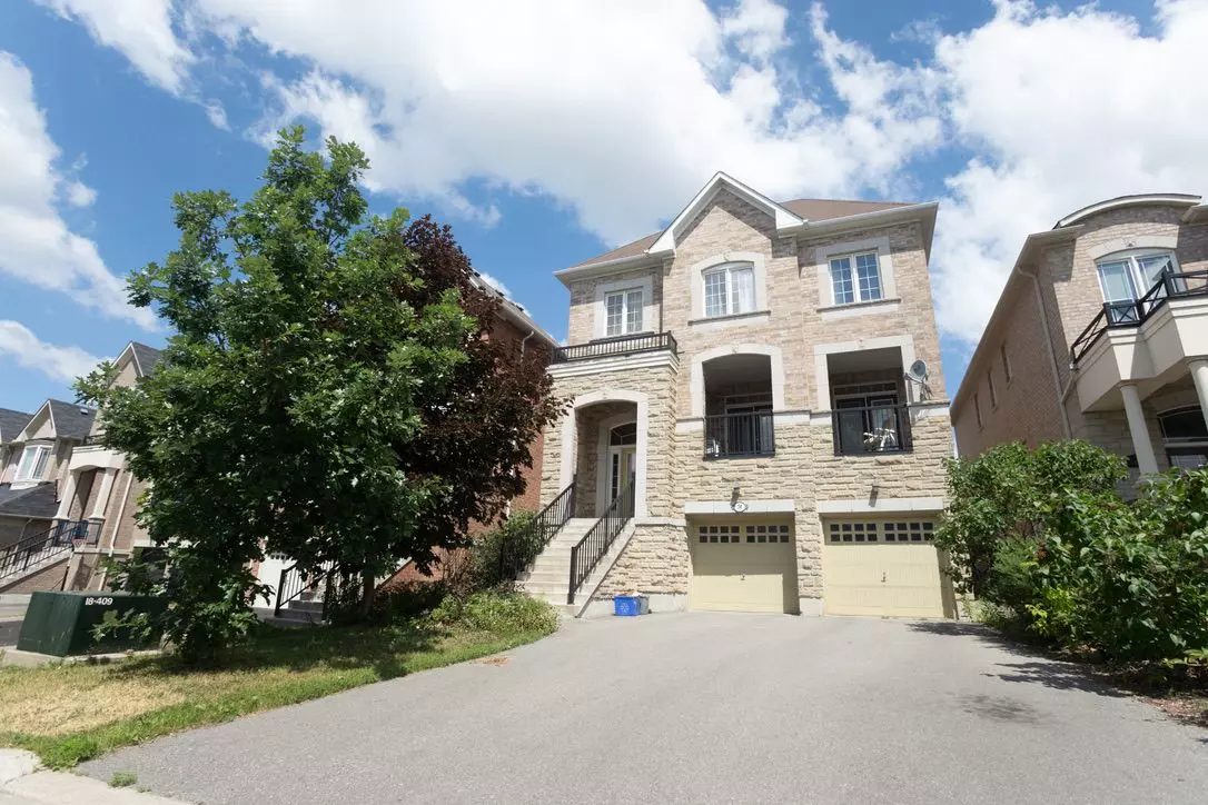 Vaughan, ON L6A 0N1,54 Chayna CRES