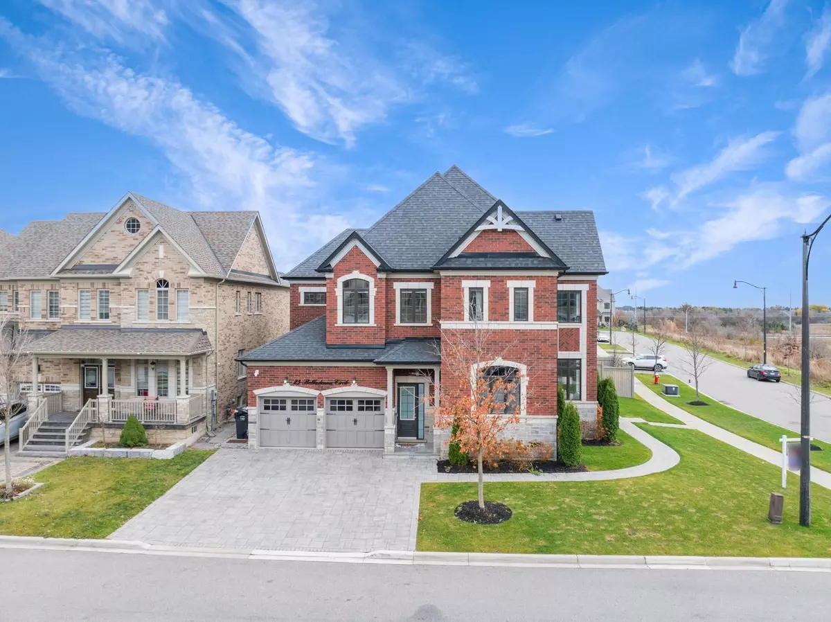 Brampton, ON L6P 4B6,25 Belladonna CIR