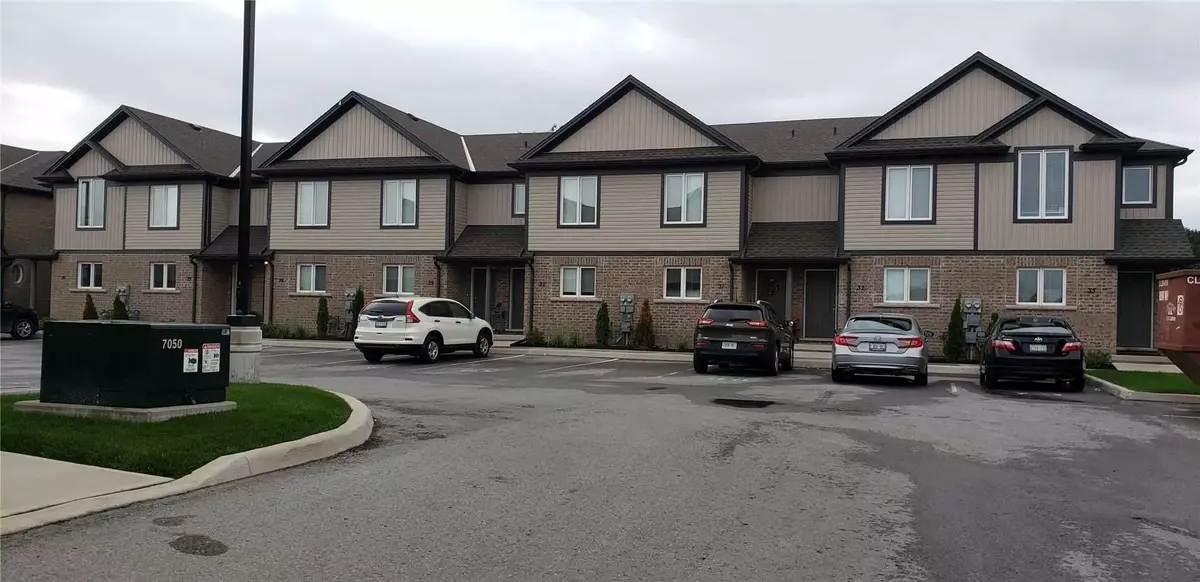 Niagara Falls, ON L2H 3P9,7768 Ascot CIR ##87