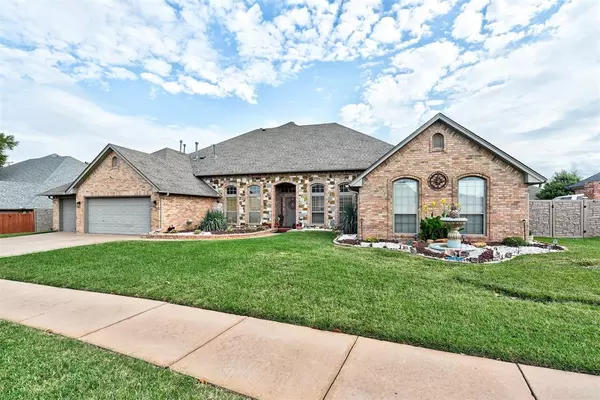 Edmond, OK 73013,605 NW 158th Street