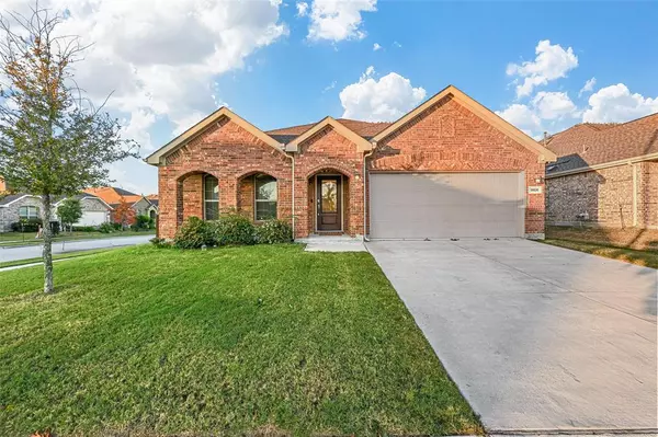 9106 Fall Creek Court, Arlington, TX 76002