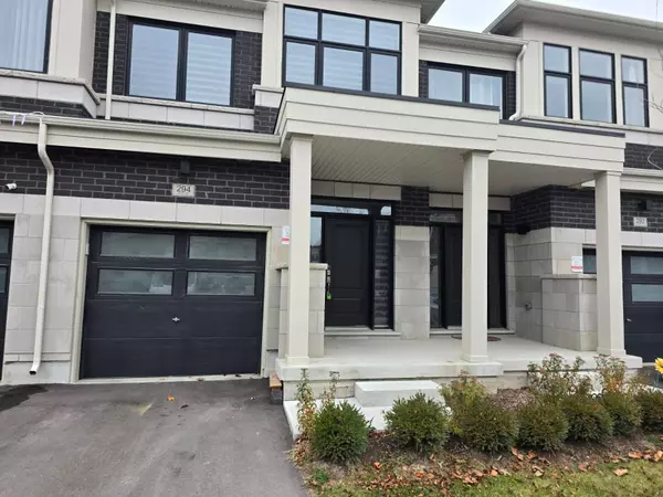 294 Okanagan PATH, Oshawa, ON L1H 0A7