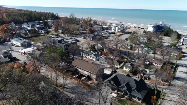 Lambton Shores, ON N0M 1T0,12 Park AVE