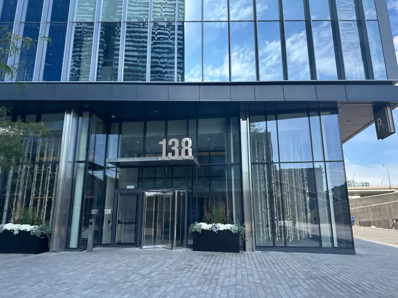 138 Downes ST #1209, Toronto C08, ON M5E 0E4