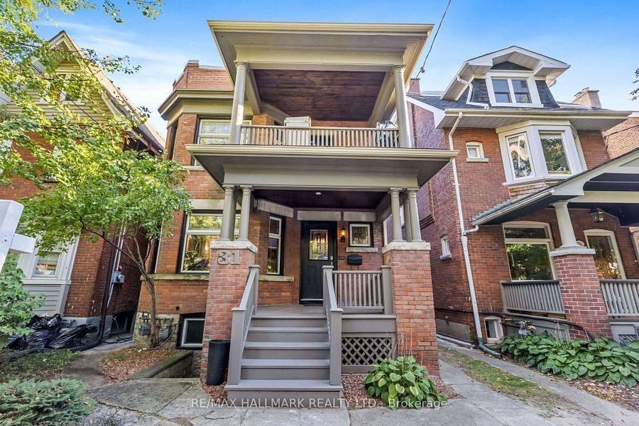 31 Hewitt AVE, Toronto W01, ON M6R 1Y4