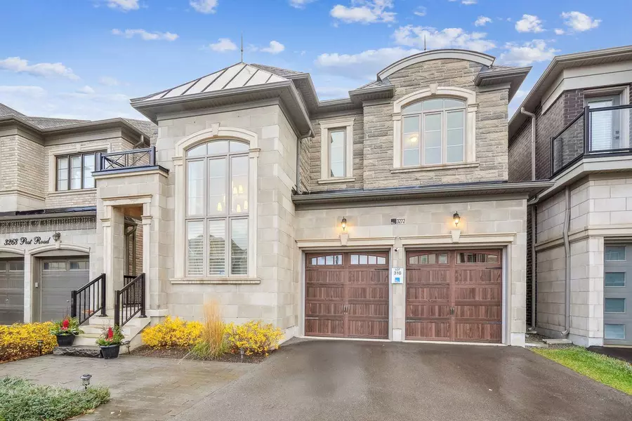 3272 Post RD, Oakville, ON L6H 1L2