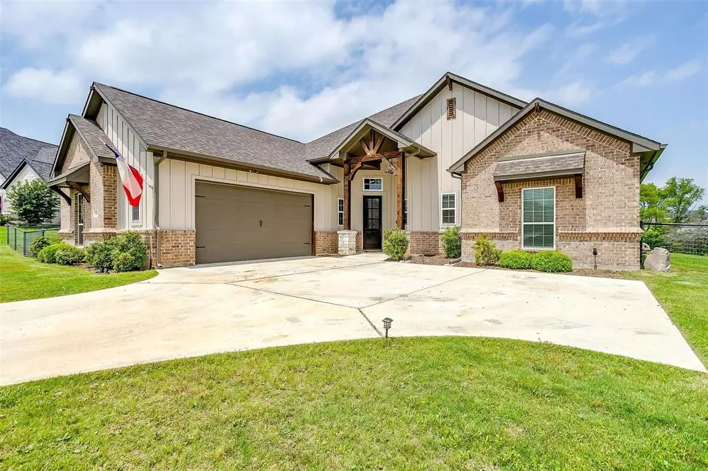 Azle, TX 76020,534 Christian Way