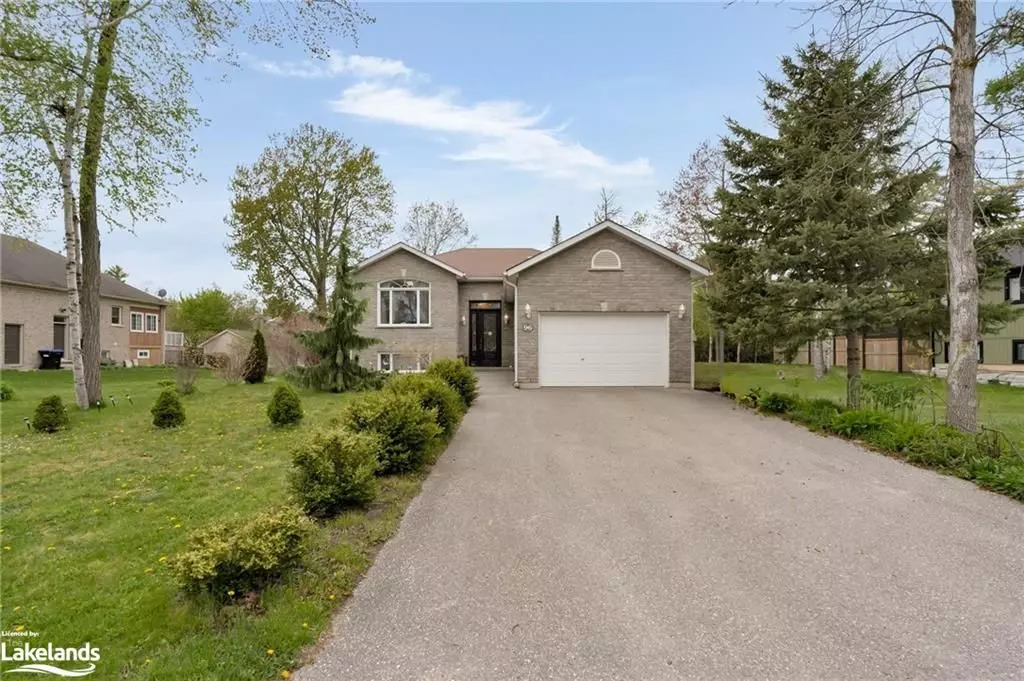 Wasaga Beach, ON L9Z 1Y7,96 46TH ST N