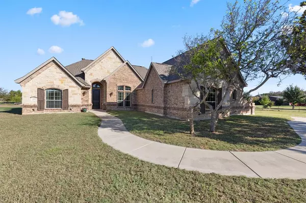 2993 Knob Road, Springtown, TX 76082