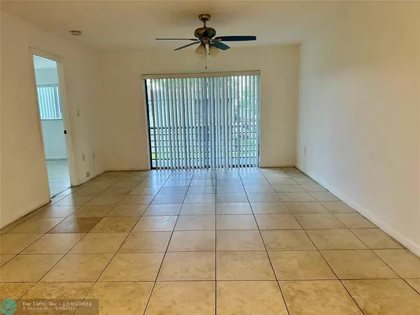 Tamarac, FL 33321,7320 NW 85th Ct  #208