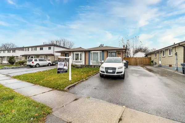 7646 Priory CRES, Mississauga, ON L4T 3H5