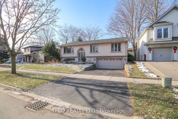 424 Brookmill RD, Oakville, ON L6J 5K5