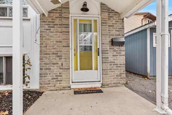 Kingston, ON K7P 1A2,760 Grouse CRES