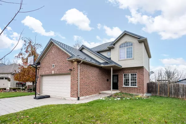 Strathroy-caradoc, ON N7G 4E2,125 Deborah DR