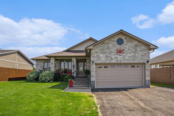 15 Wintonia DR, North Dundas, ON K0C 2K0