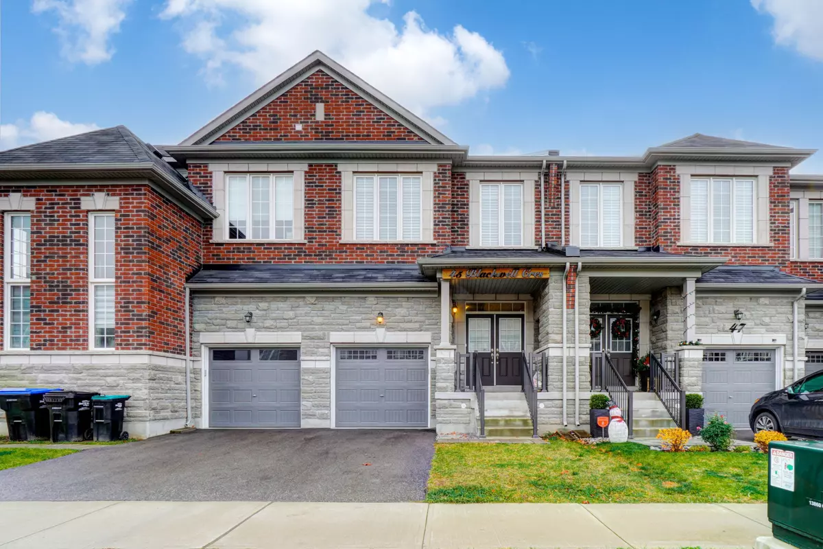 Bradford West Gwillimbury, ON L3Z 4L3,45 Blackwell CRES