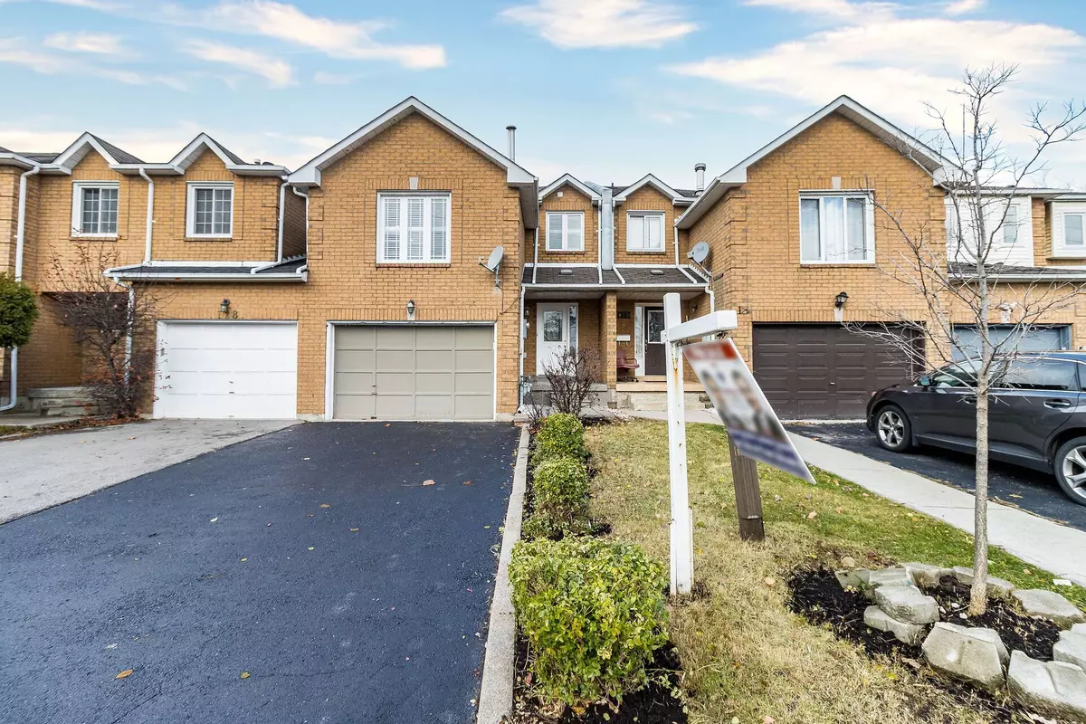 Brampton, ON L6Z 4R9,130 Toba CRES