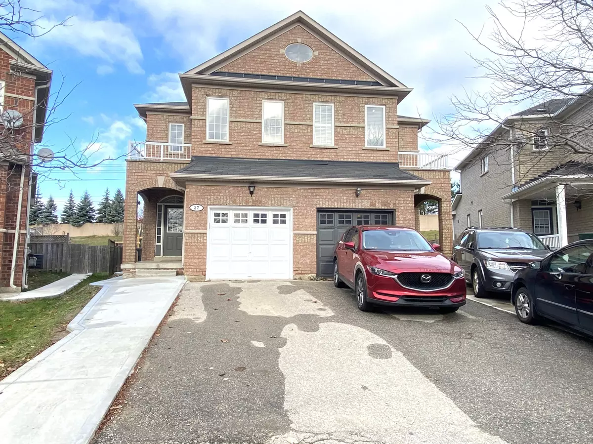 Brampton, ON L6V 4N7,37 Seahorse AVE