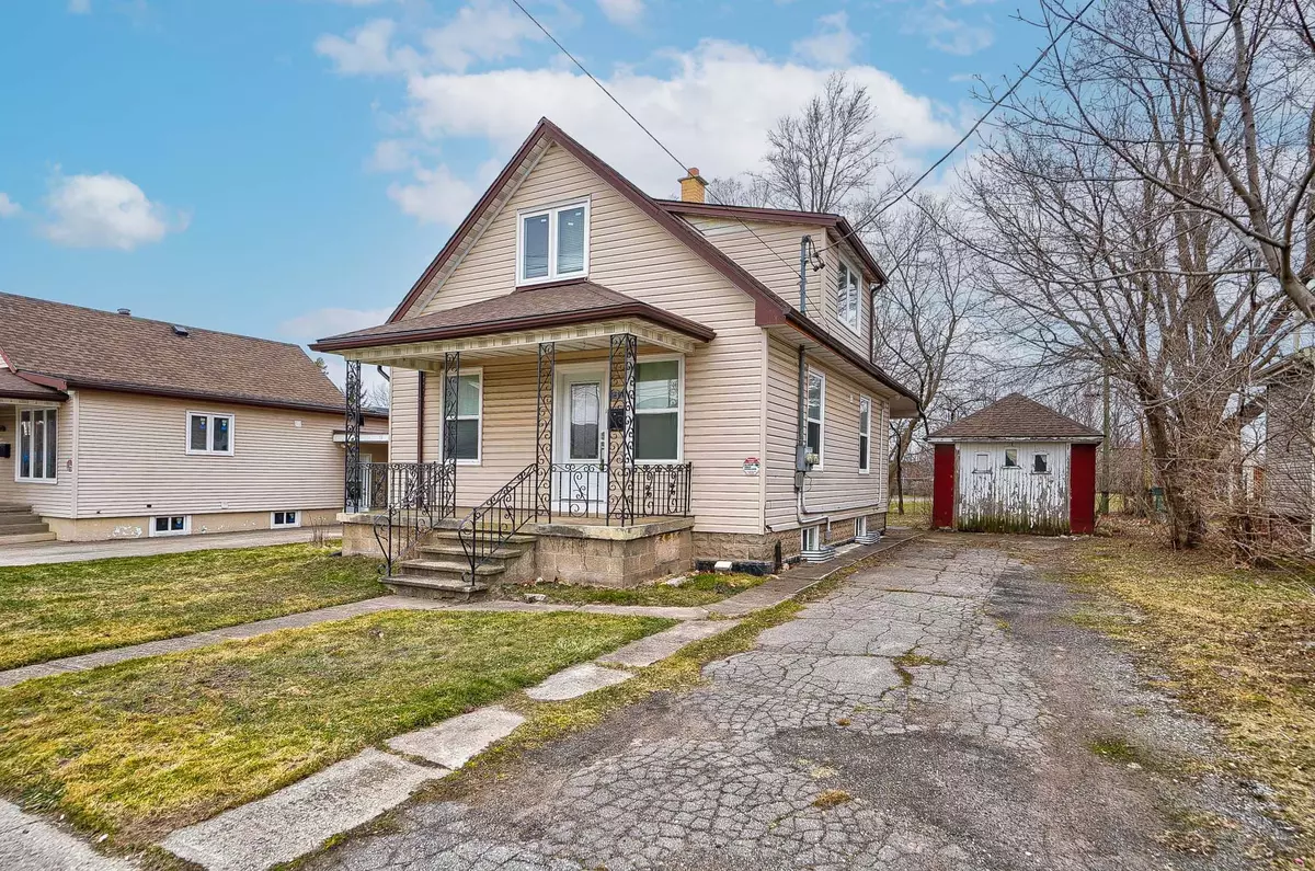 Niagara Falls, ON L2G 1B4,5241 Kitchener ST