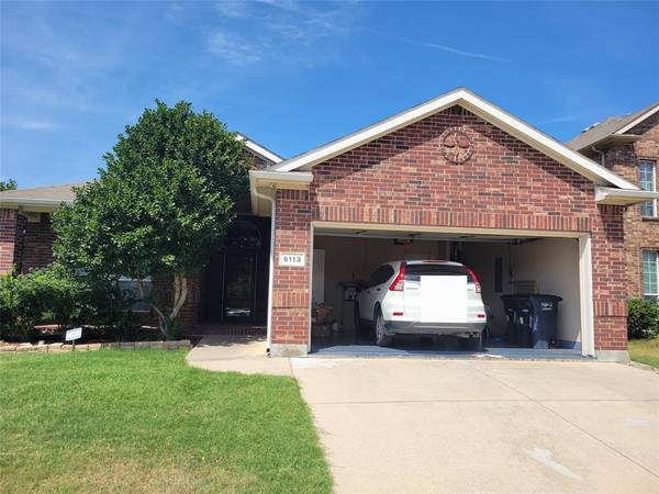 6113 Kristen Drive, Fort Worth, TX 76131