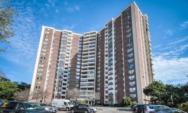 60 Pavane Linkway WAY #106, Toronto C11, ON M3C 1A1